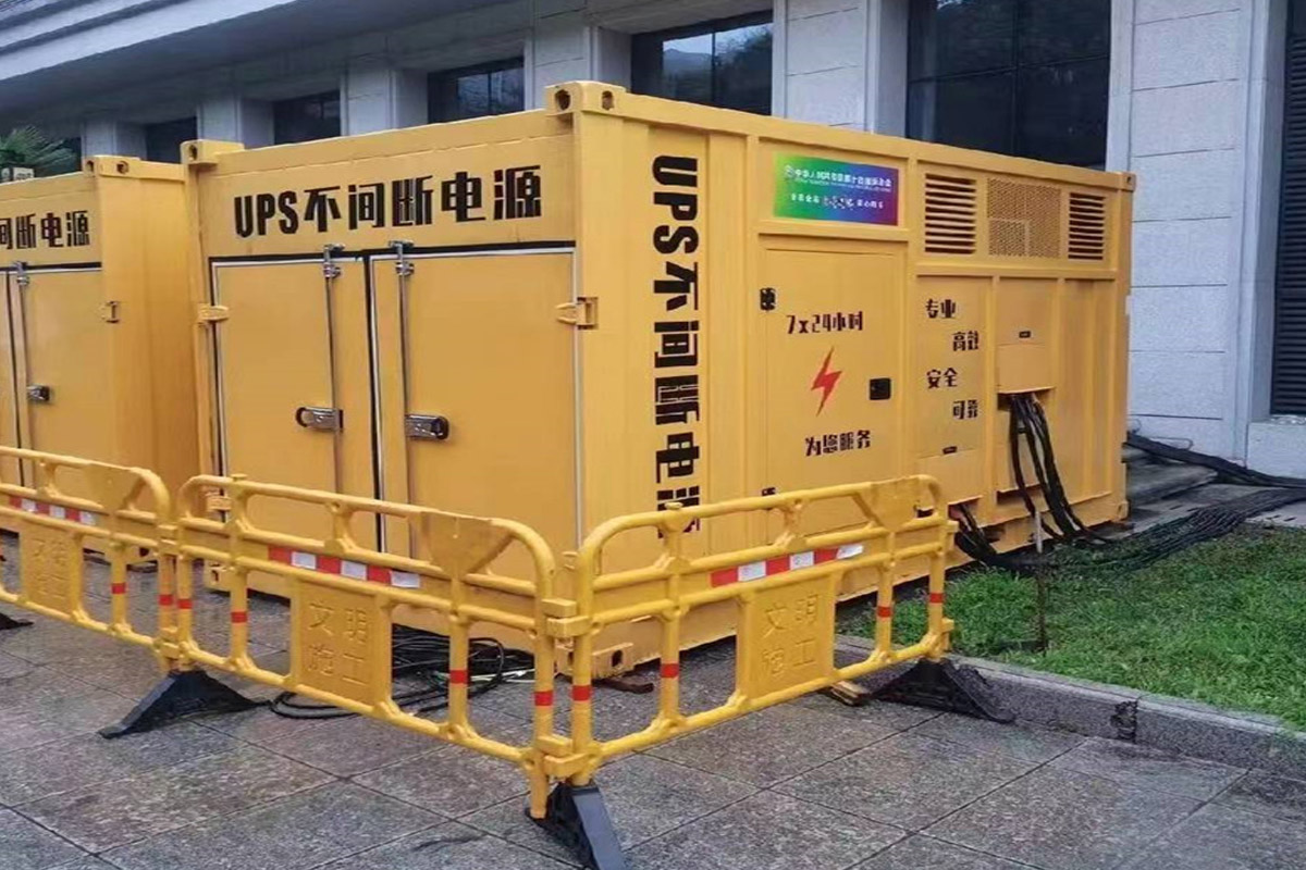 鸡西发电机租赁施工现场